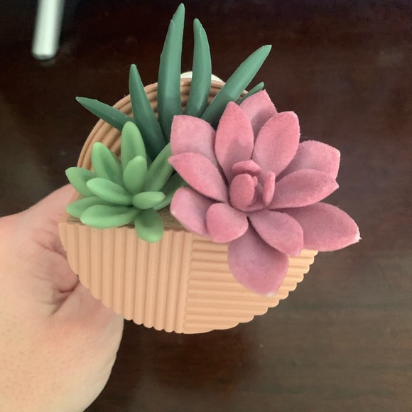 BATH AND BODY WORKS WALLFLOWER SUCCULENT PLUG IN - Picture 1 of 4